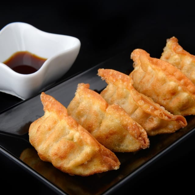 Pork Gyoza (8 Pieces).