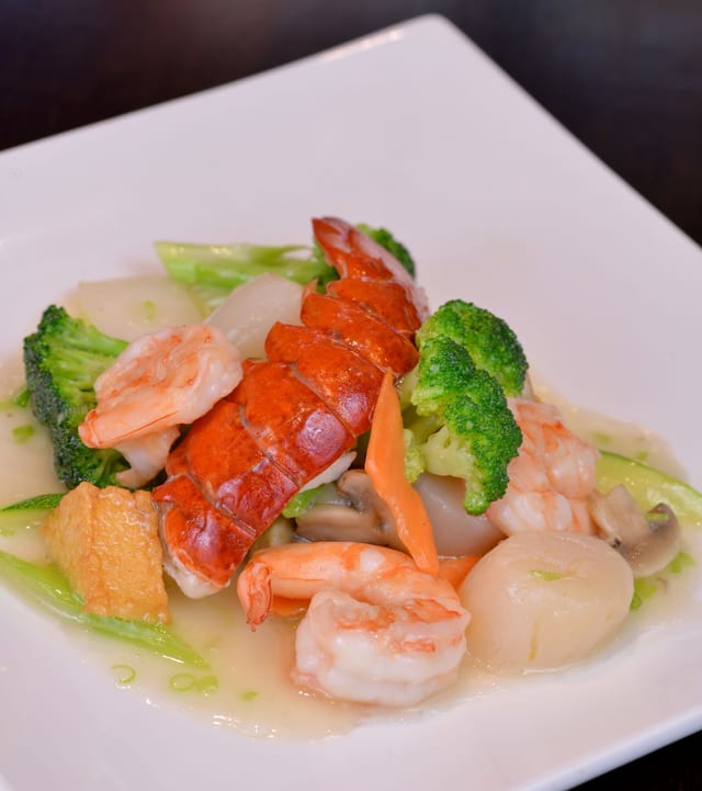 Seafood Deluxe.