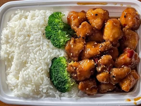 Combo | General Tso's Chicken.